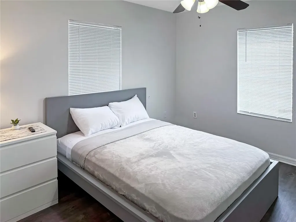2412 W Fig Street Tampa FL 33609