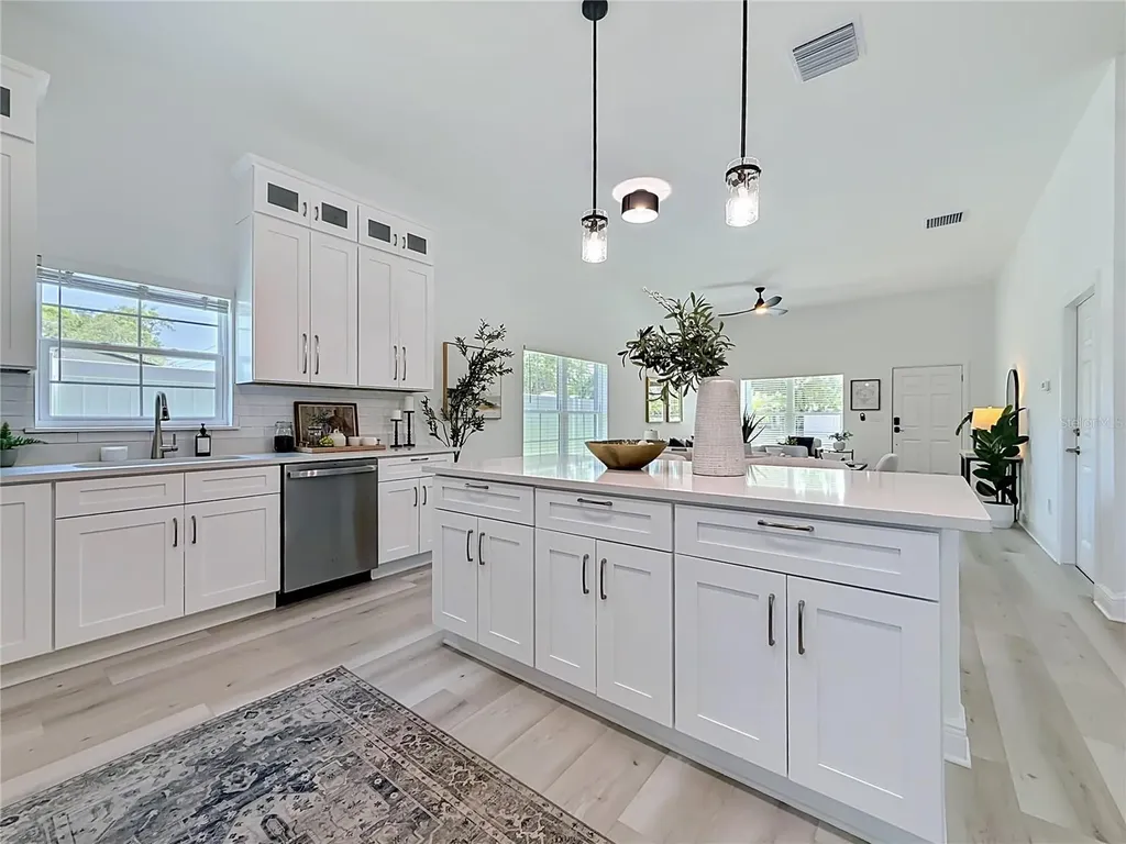 6481 28th Street N St Petersburg FL 33702