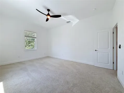 6481 28th Street N St Petersburg FL 33702