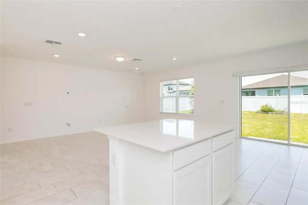 9547 Summers Cay Circle Thonotosassa FL 33592