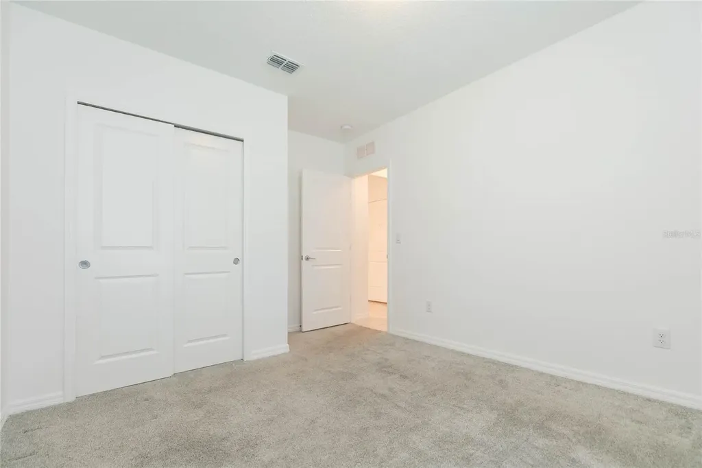 9547 Summers Cay Circle Thonotosassa FL 33592