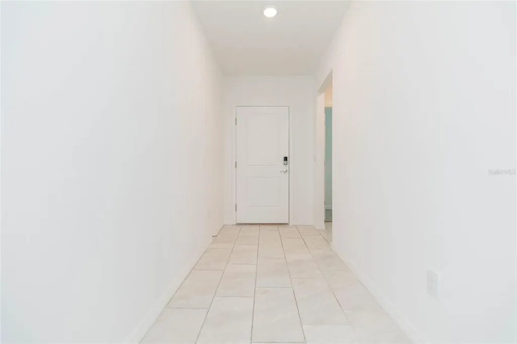 9547 Summers Cay Circle Thonotosassa FL 33592