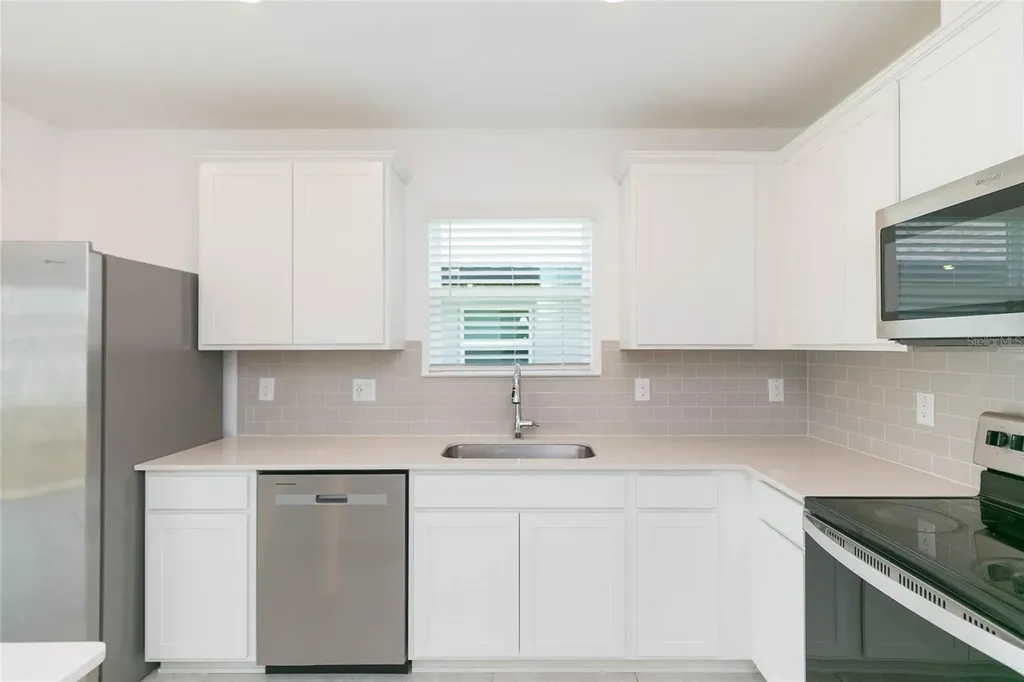 9547 Summers Cay Circle Thonotosassa FL 33592