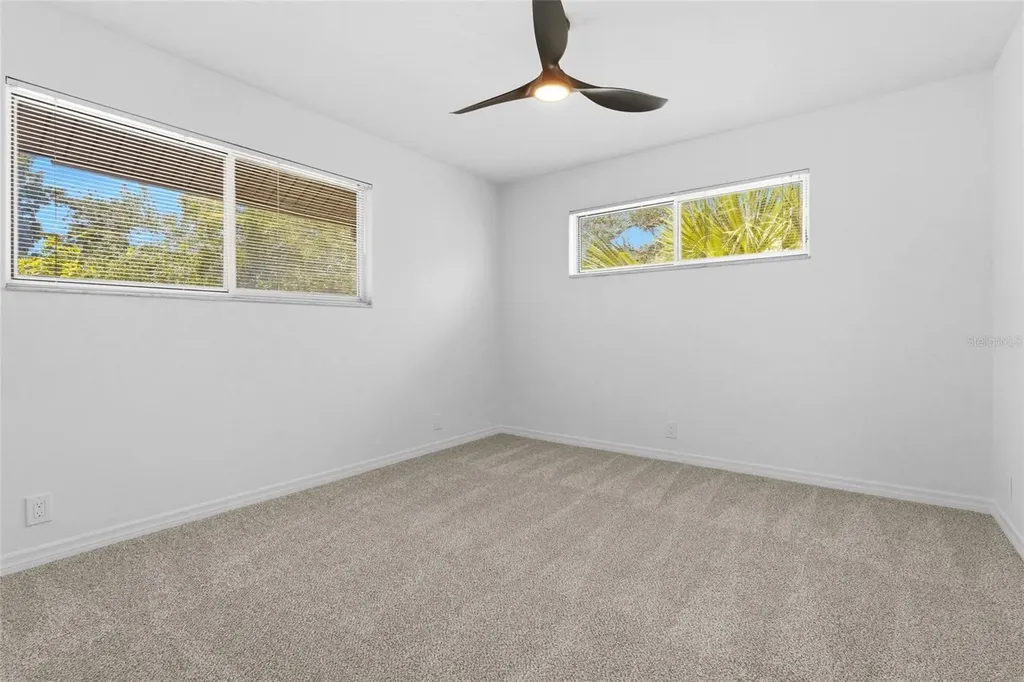 4074 Redbird Circle Sarasota FL 34231