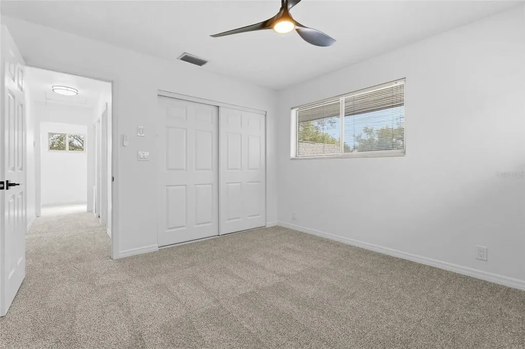 4074 Redbird Circle Sarasota FL 34231