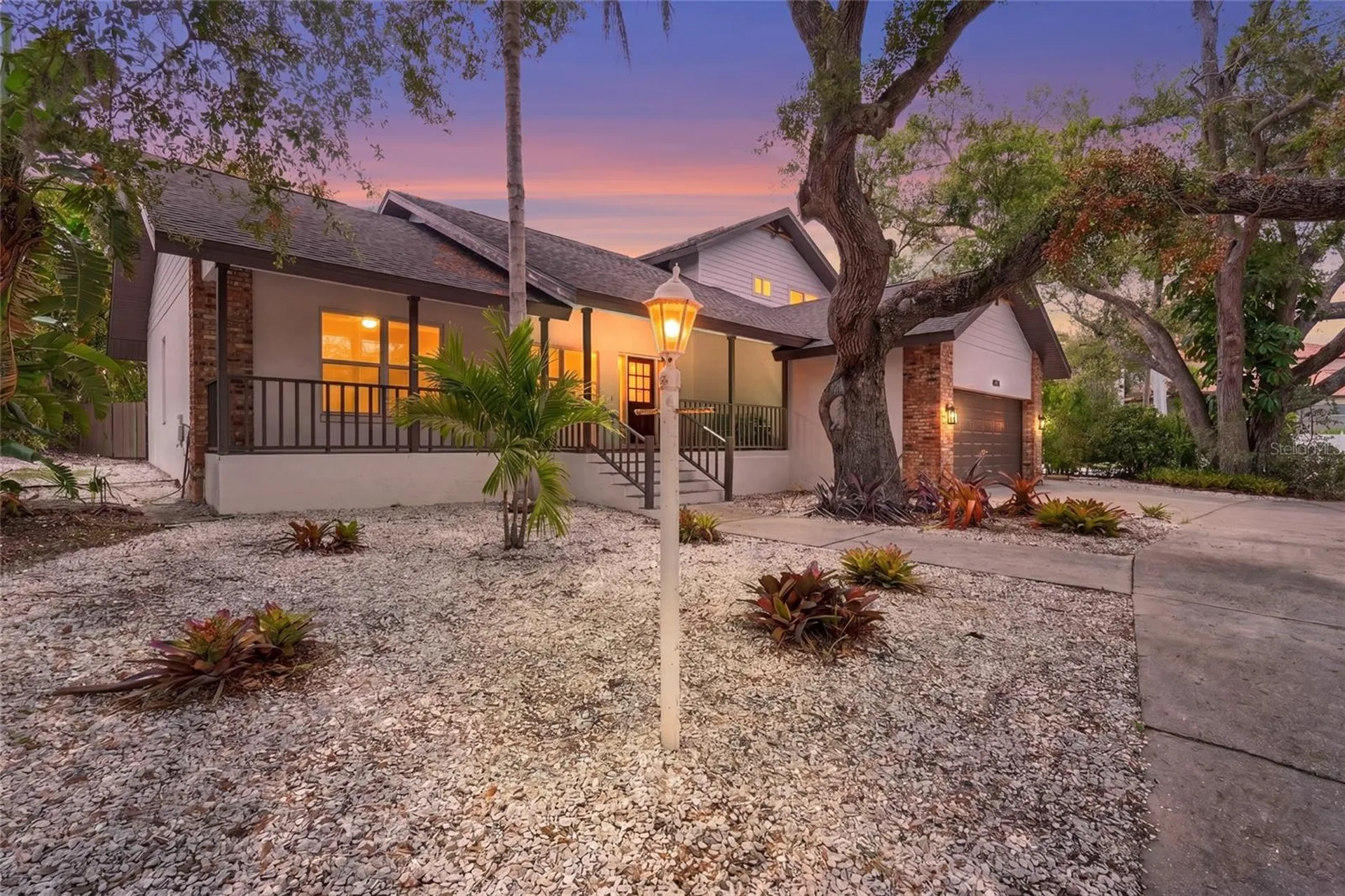 4074 Redbird Circle Sarasota FL 34231