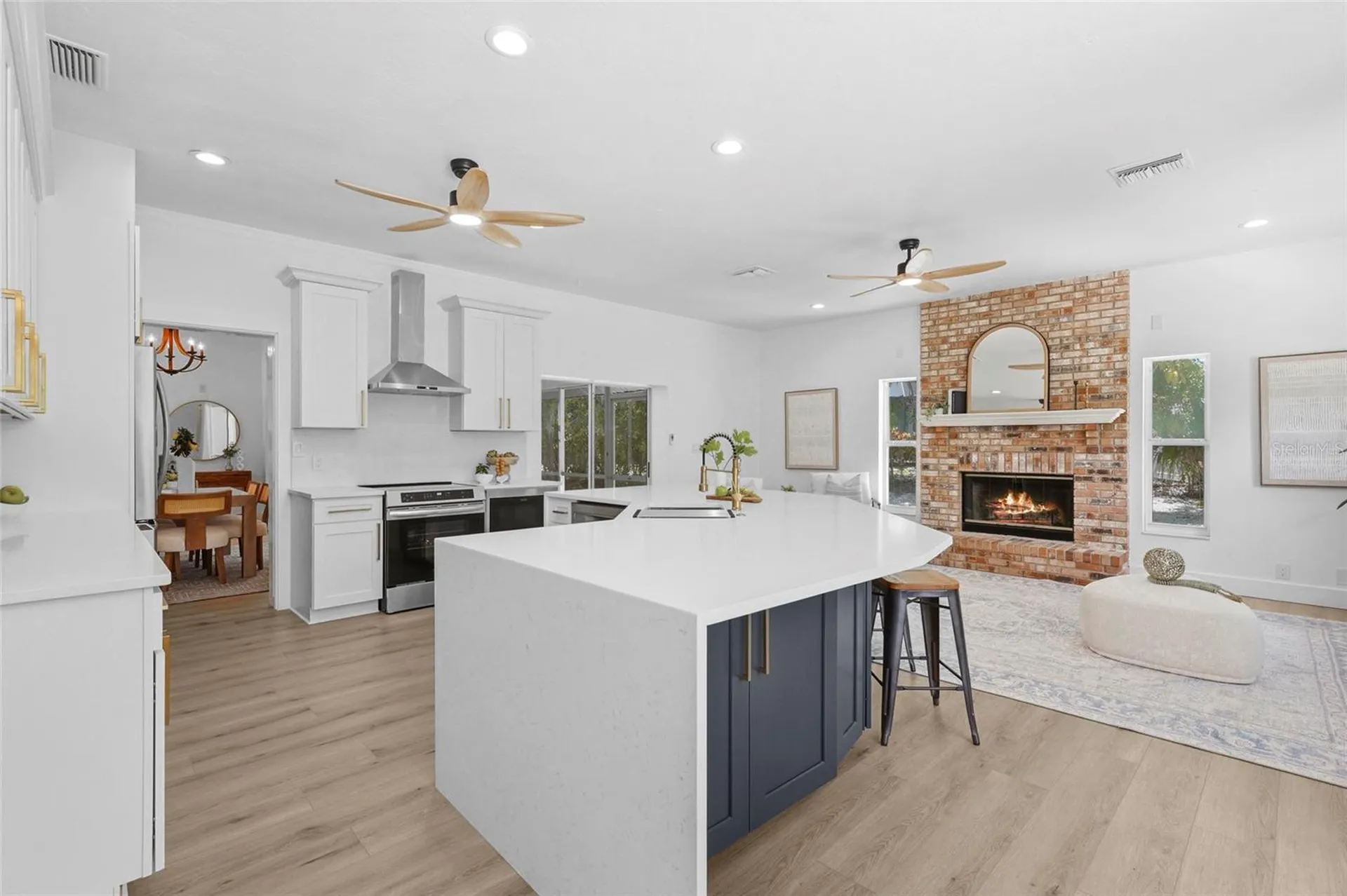 4074 Redbird Circle Sarasota FL 34231