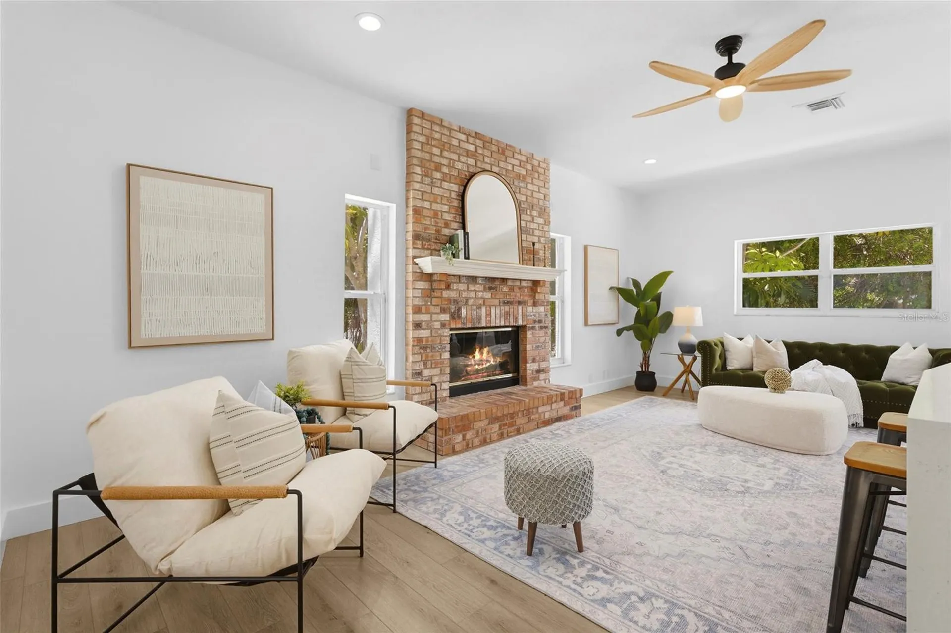 4074 Redbird Circle Sarasota FL 34231