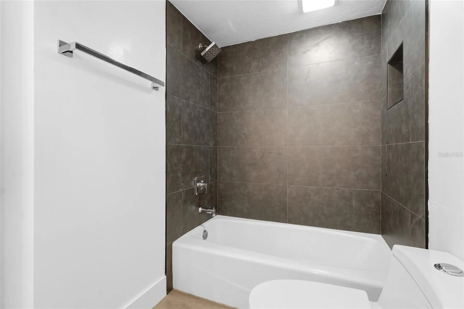 4074 Redbird Circle Sarasota FL 34231