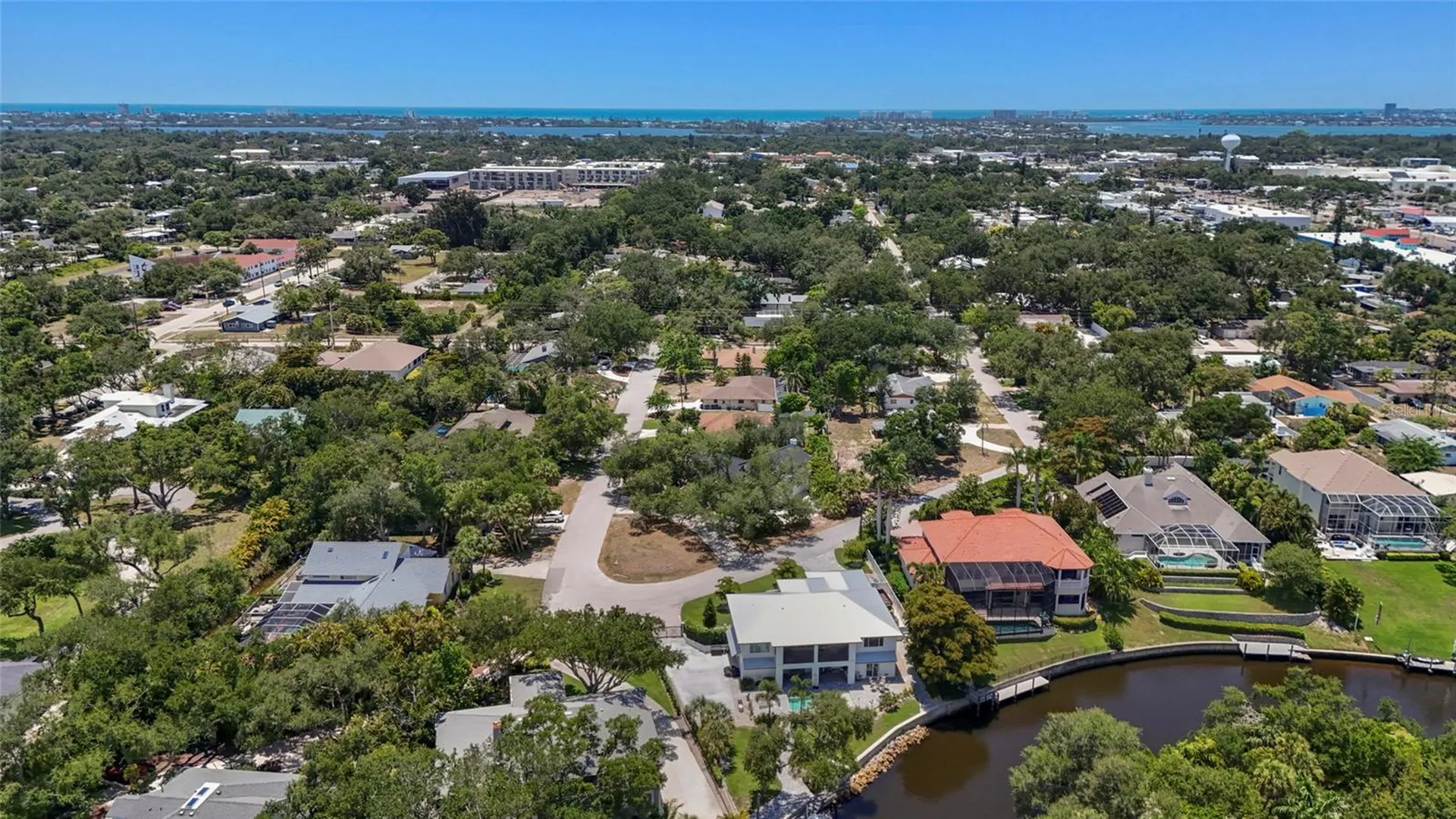 4074 Redbird Circle Sarasota FL 34231
