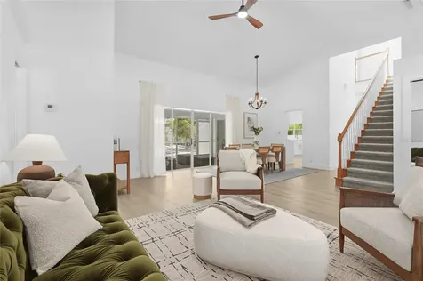 4074 Redbird Circle Sarasota FL 34231