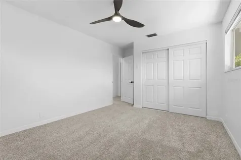 4074 Redbird Circle Sarasota FL 34231