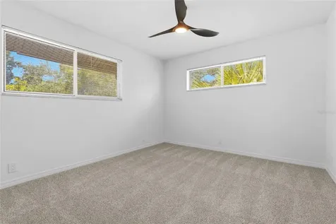 4074 Redbird Circle Sarasota FL 34231