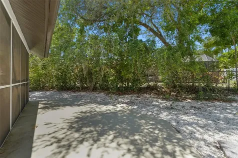 4074 Redbird Circle Sarasota FL 34231