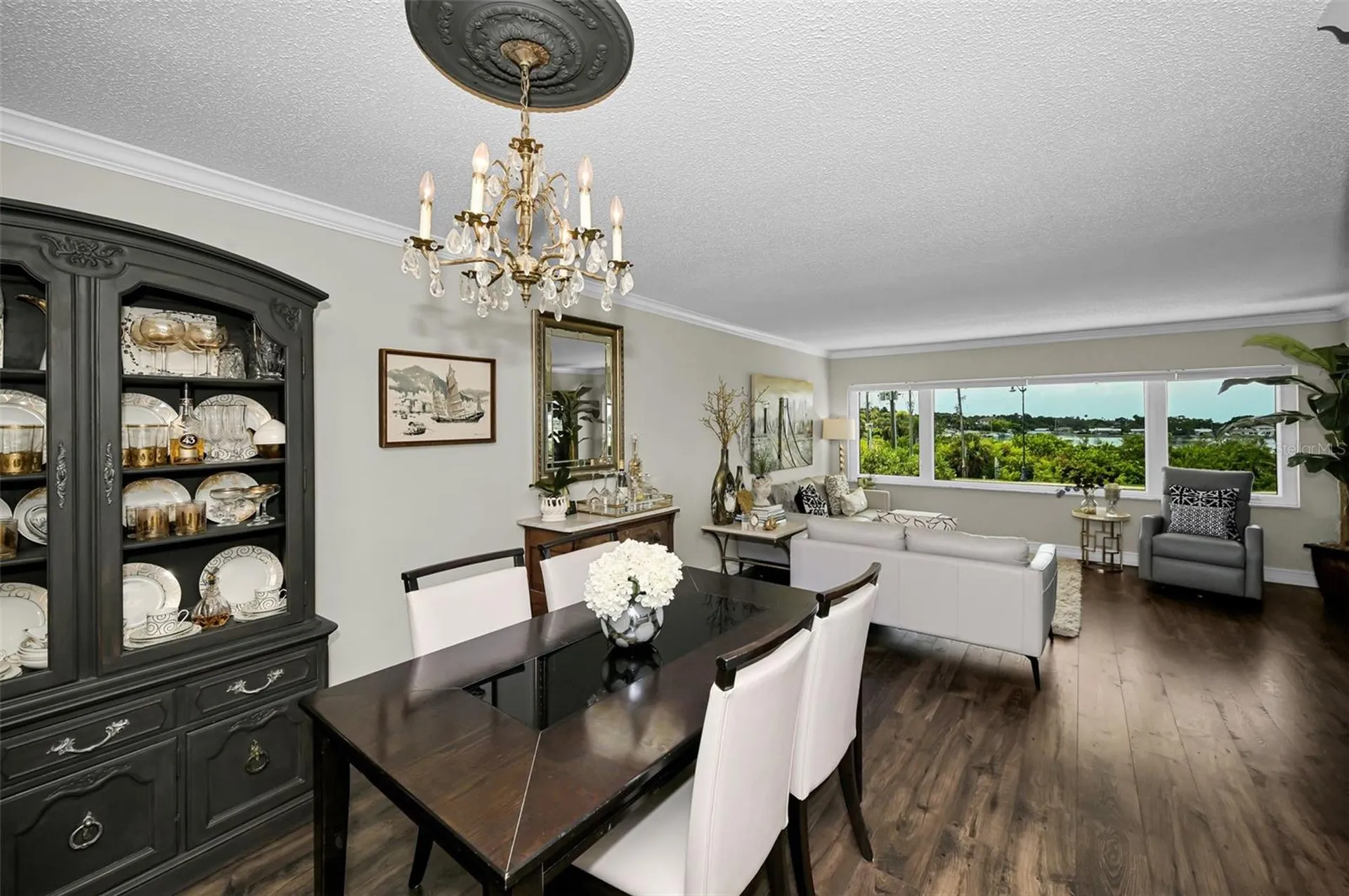 100 Bluff View Drive Belleair Bluffs FL 33770