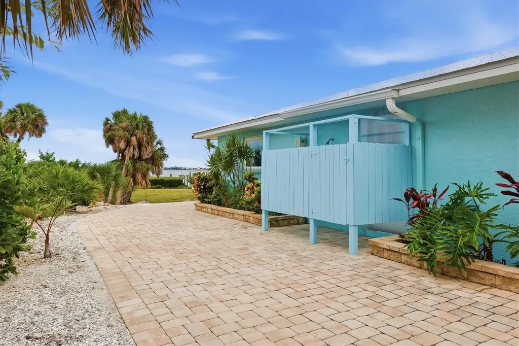 6065 Manasota Key Road Englewood FL 34223