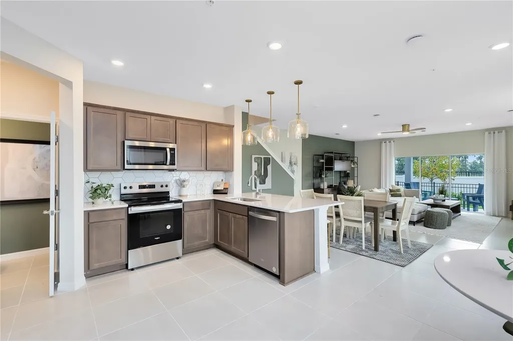 3101 Canyon Bay Point Sanford FL 32773