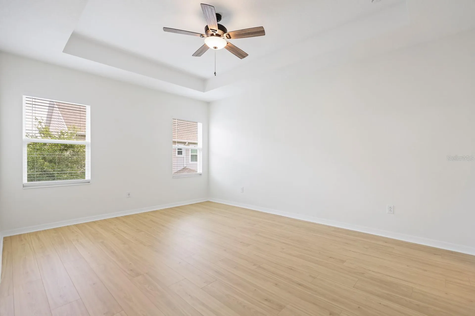 5736 Skytop Drive Lithia FL 33547