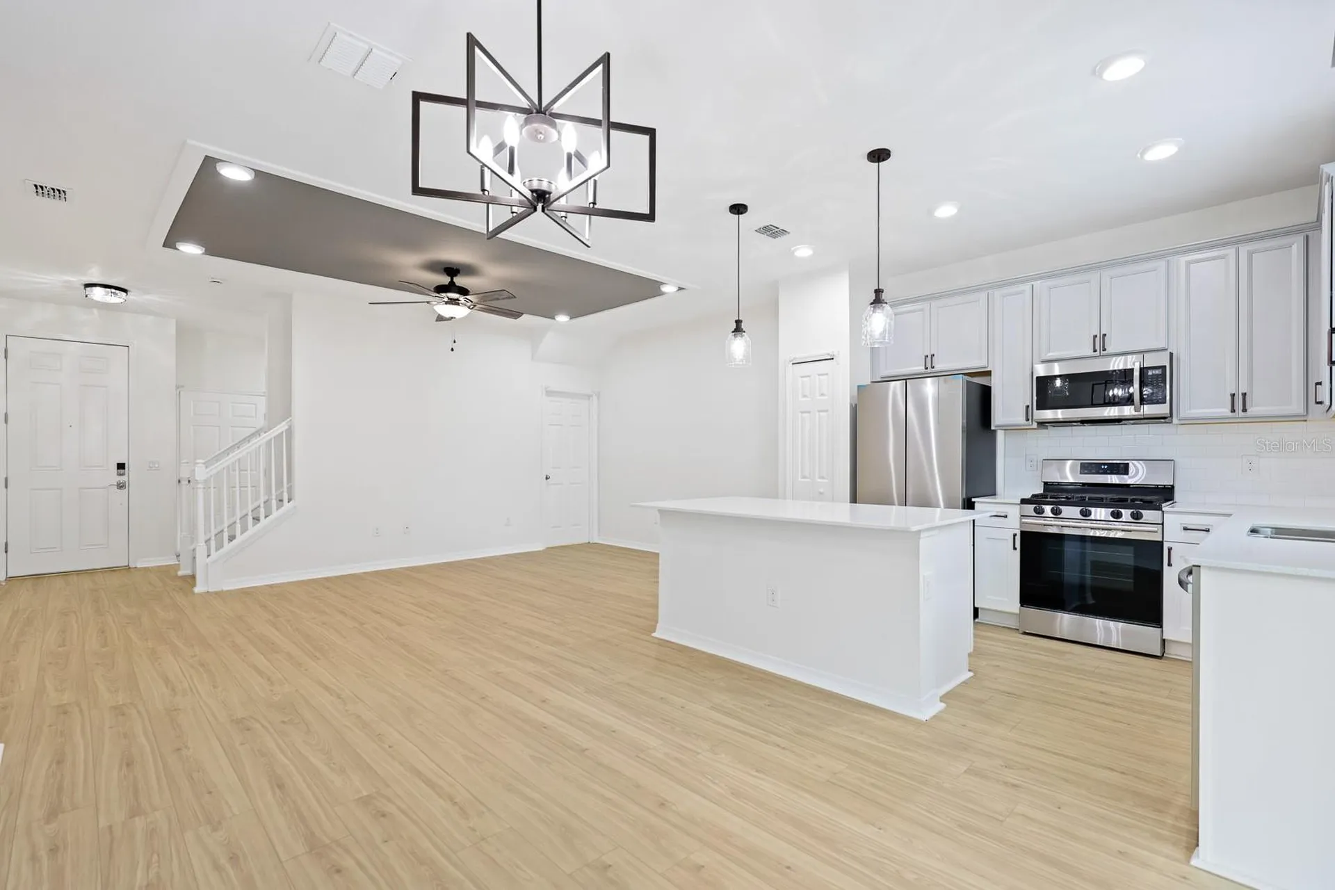 5736 Skytop Drive Lithia FL 33547