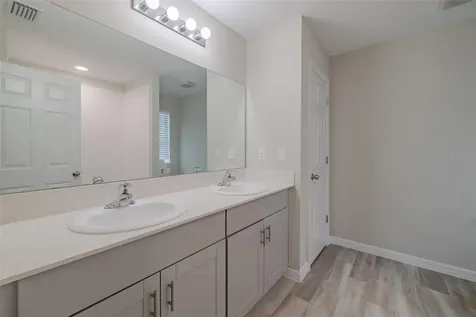 14606 Brumby Ridge Avenue Lithia FL 33547