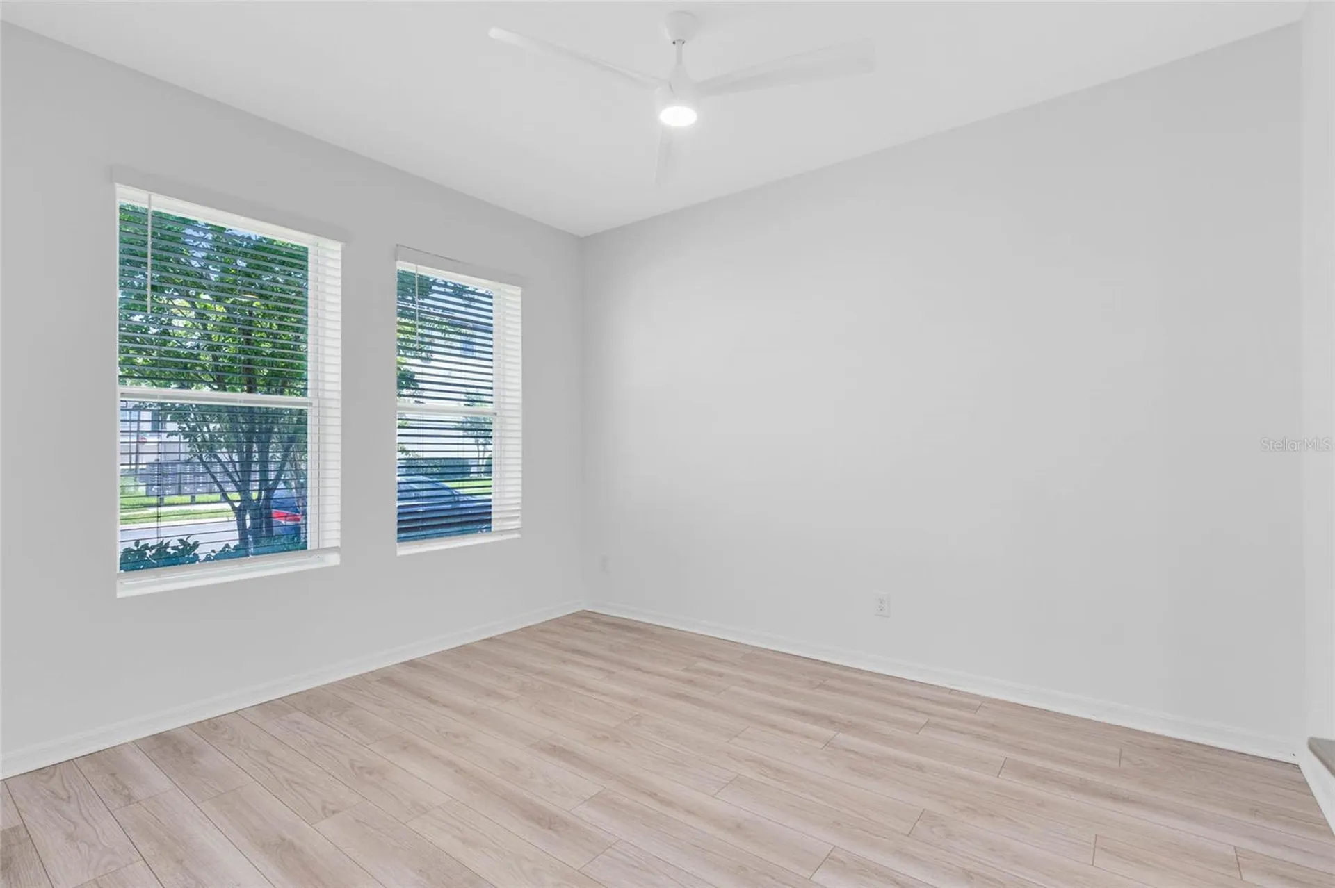 8472 Sperry Street Orlando FL 32827