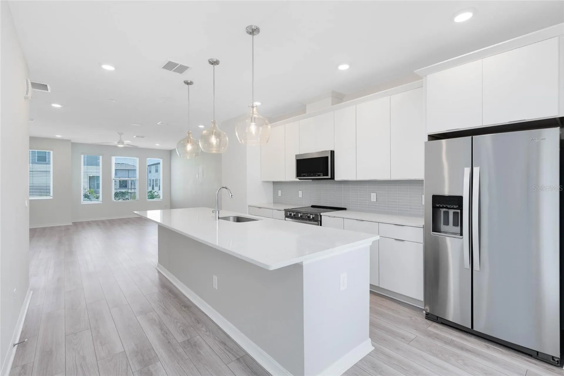 8472 Sperry Street Orlando FL 32827