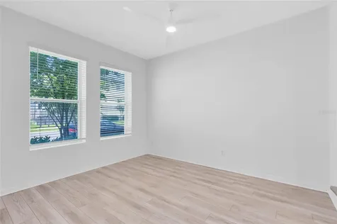 8472 Sperry Street Orlando FL 32827