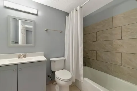 5026 Water Oak Drive Bradenton FL 34207