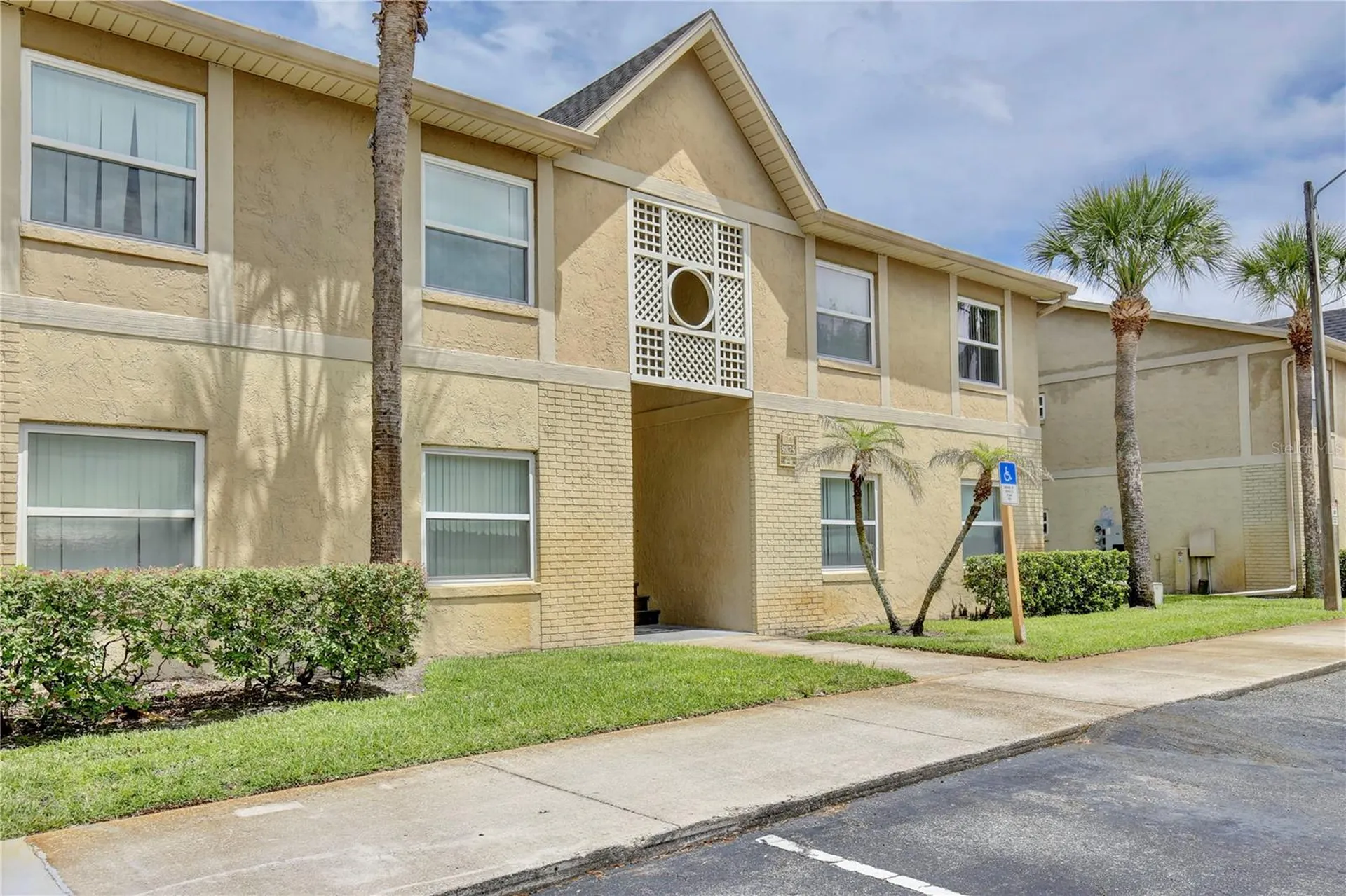 9825 Turf Way Orlando FL 32837