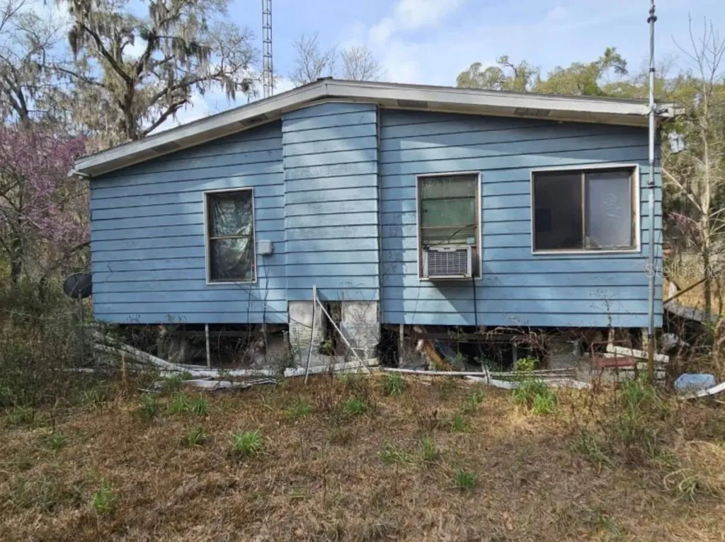 4210 NE 175th Street Road Citra FL 32113