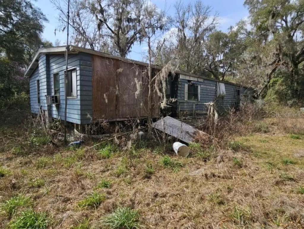 4210 NE 175th Street Road Citra FL 32113