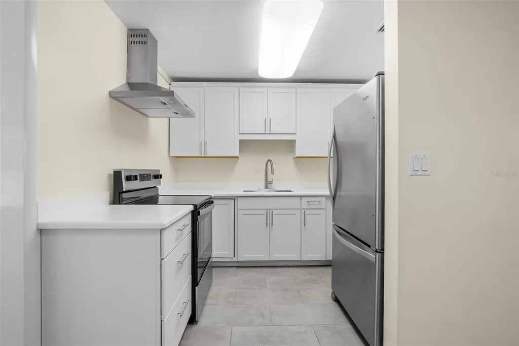 5101 18th Avenue N St Petersburg FL 33710