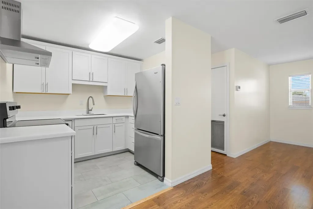 5101 18th Avenue N St Petersburg FL 33710