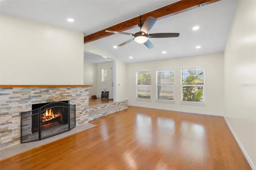 5101 18th Avenue N St Petersburg FL 33710