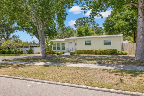 5101 18th Avenue N St Petersburg FL 33710