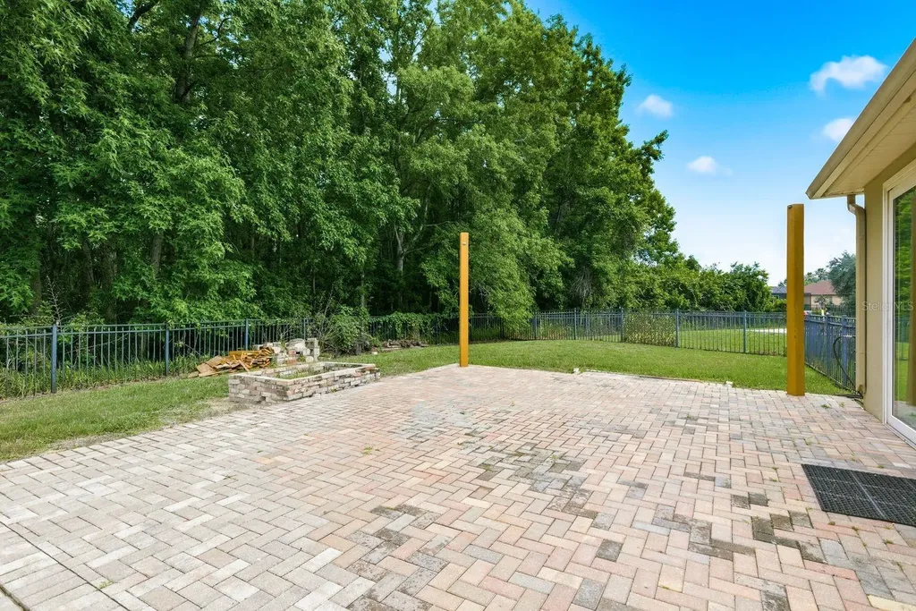 5643 White Trillium Loop Land O Lakes FL 34639
