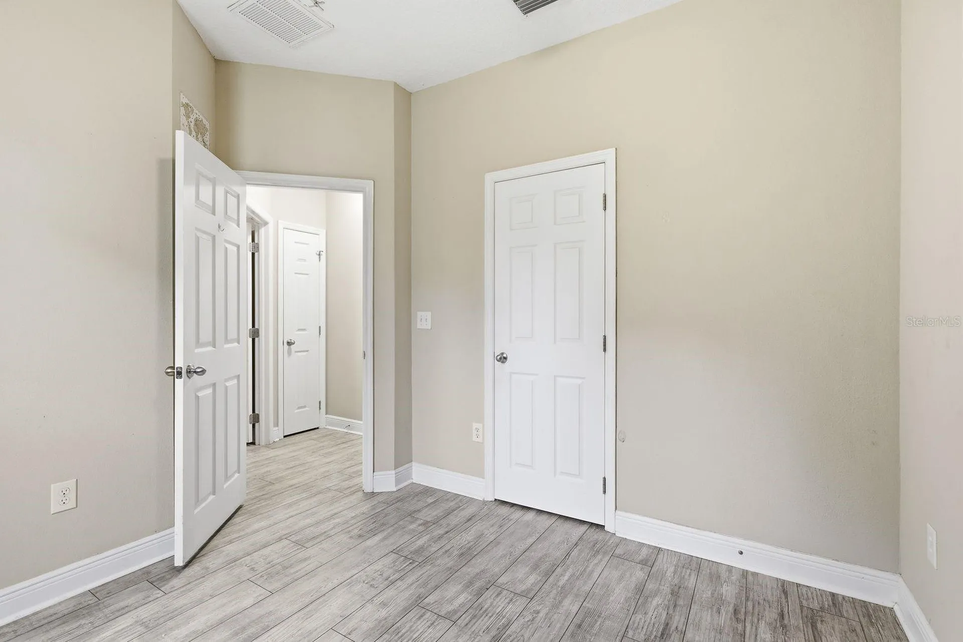 5643 White Trillium Loop Land O Lakes FL 34639