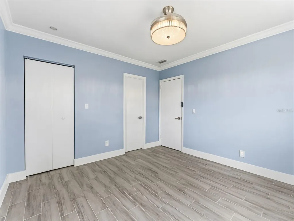 2305 W Crawford Street Tampa FL 33604