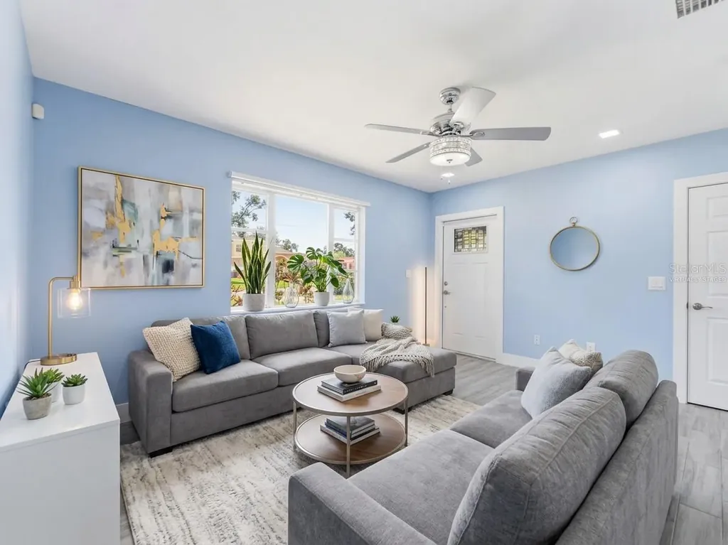2305 W Crawford Street Tampa FL 33604