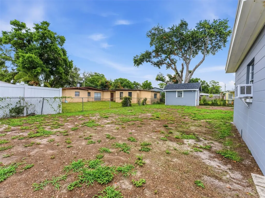 2305 W Crawford Street Tampa FL 33604