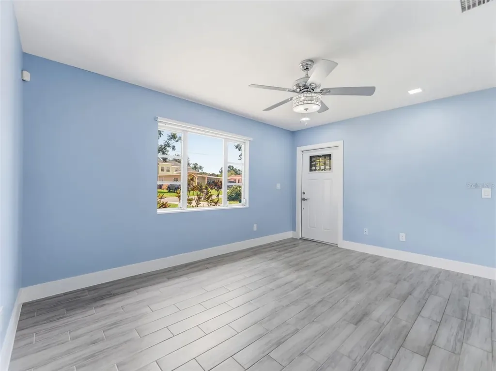 2305 W Crawford Street Tampa FL 33604