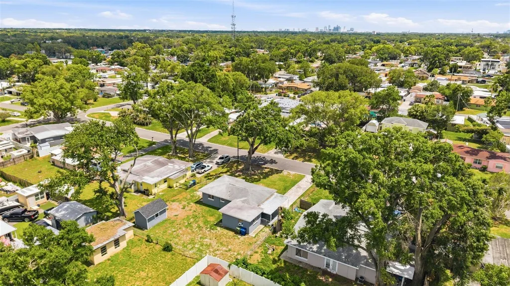 2305 W Crawford Street Tampa FL 33604