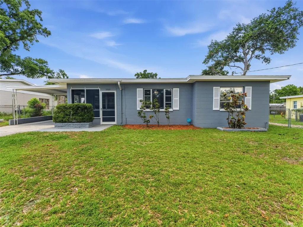 2305 W Crawford Street Tampa FL 33604
