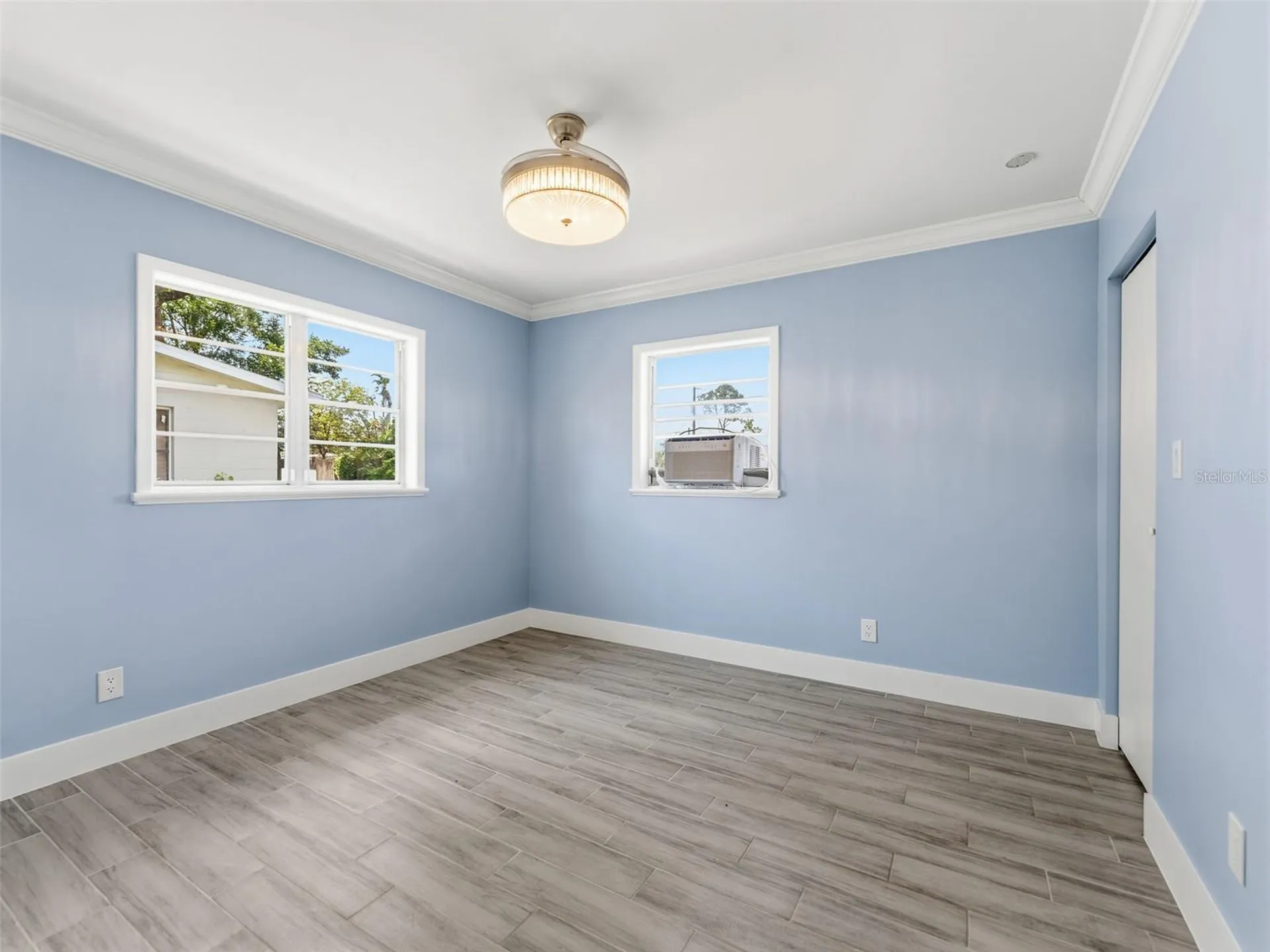2305 W Crawford Street Tampa FL 33604