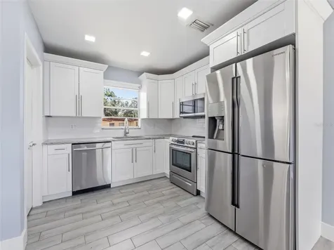 2305 W Crawford Street Tampa FL 33604