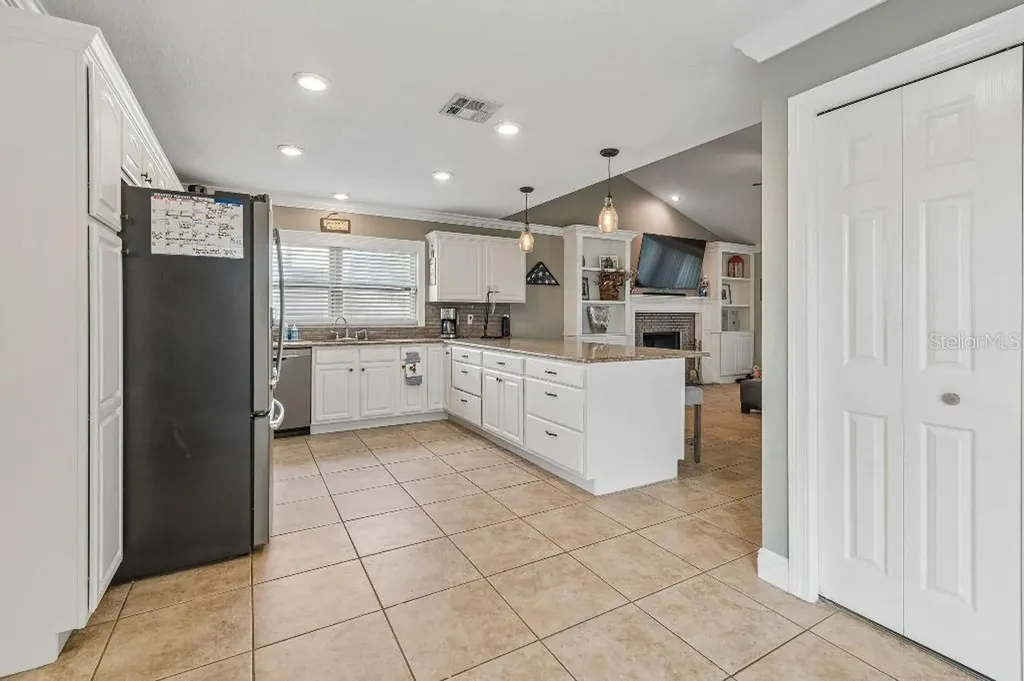 4009 Mountain Springs Lane Tampa FL 33624