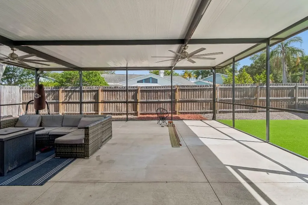 4009 Mountain Springs Lane Tampa FL 33624