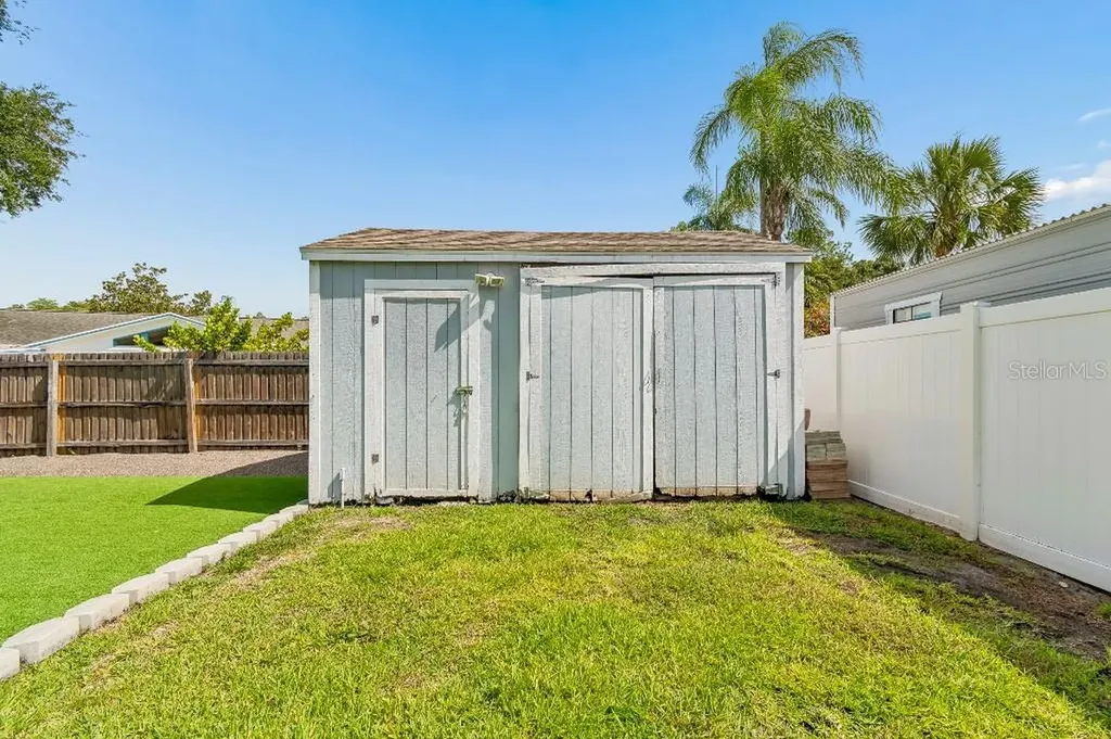 4009 Mountain Springs Lane Tampa FL 33624