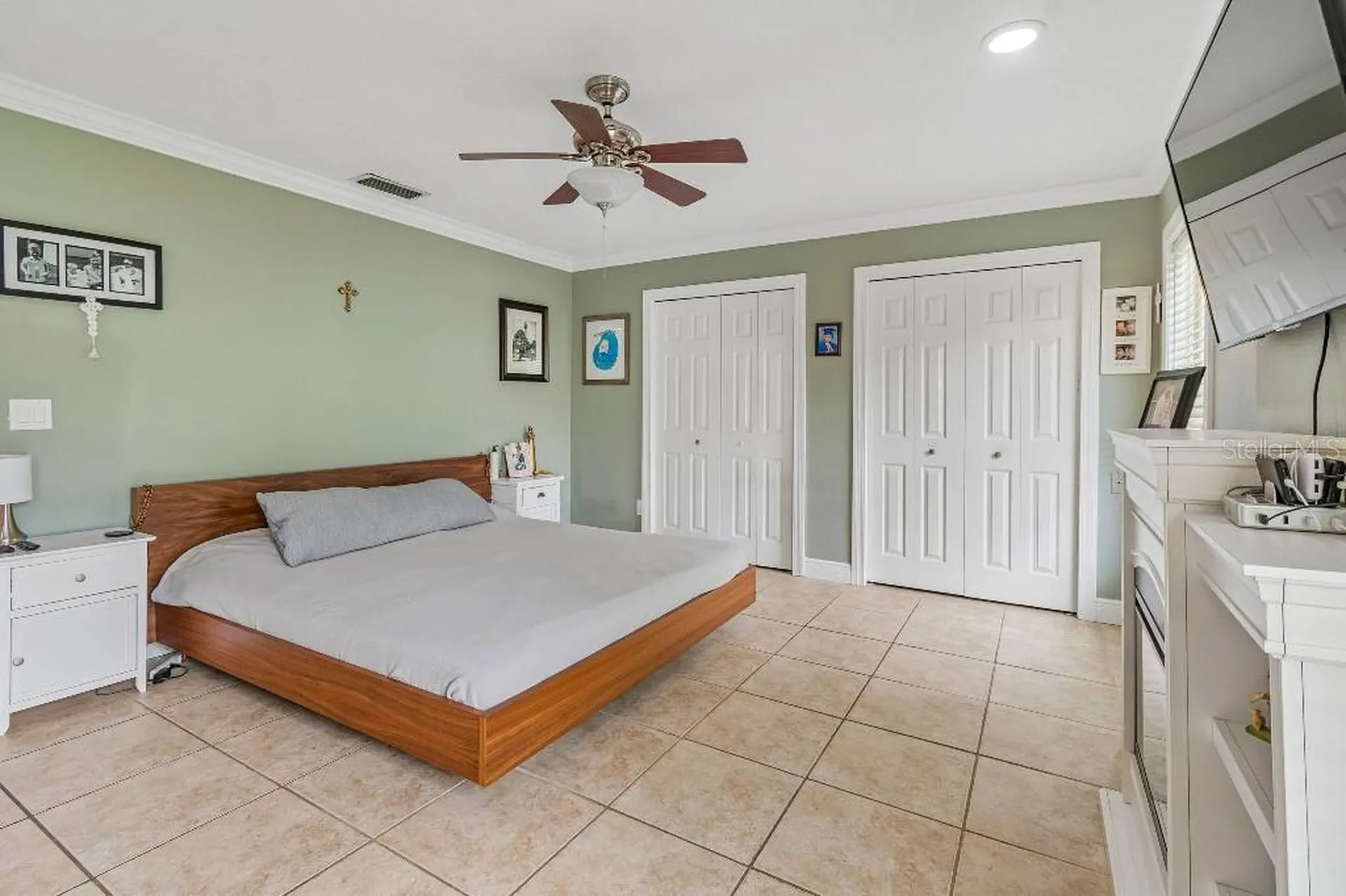 4009 Mountain Springs Lane Tampa FL 33624