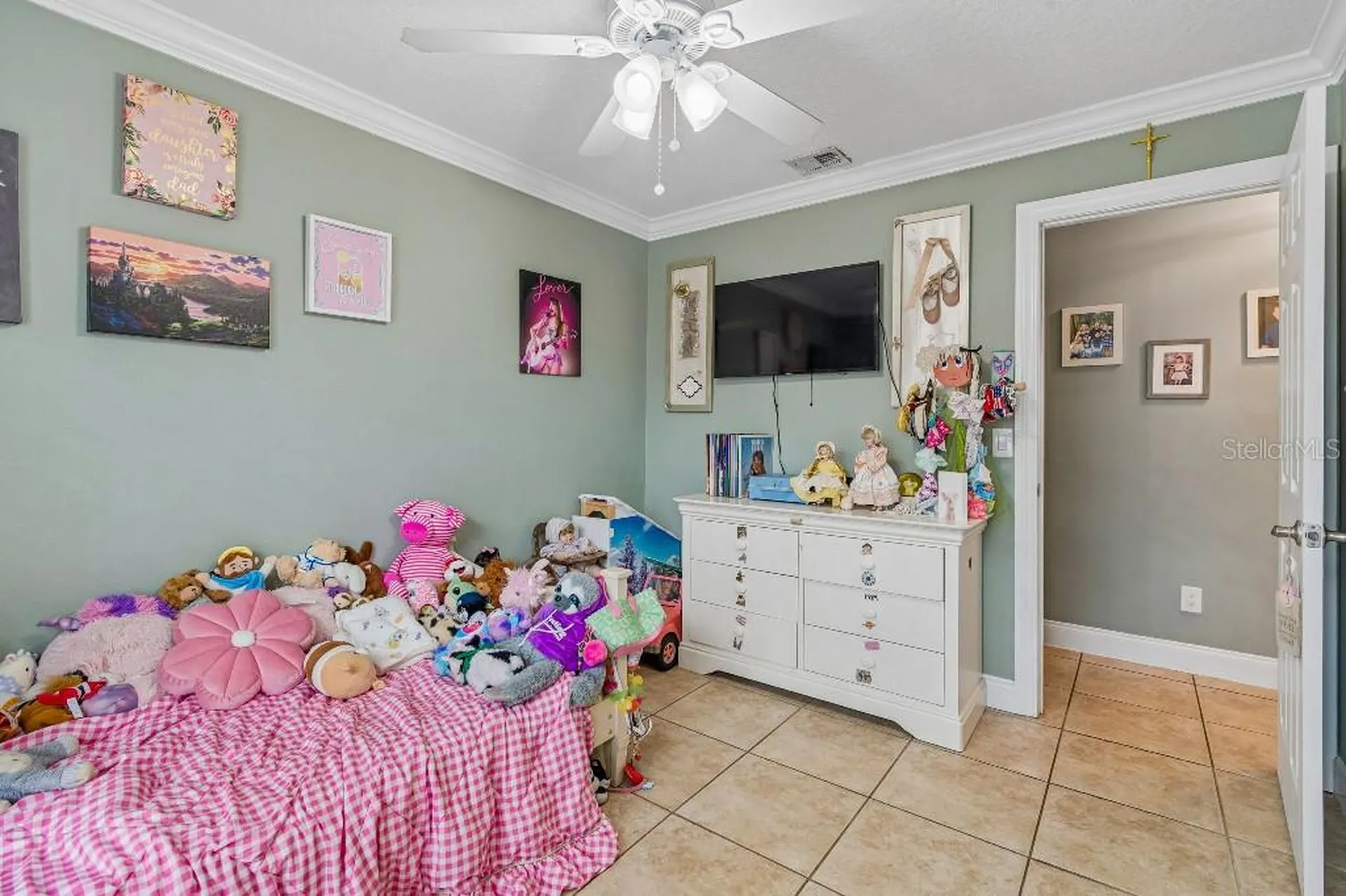 4009 Mountain Springs Lane Tampa FL 33624